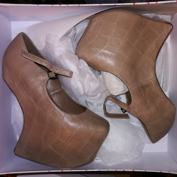 Jeffrey Campbell 5 5.5 Nightwalk Beige Croc Heelless Mary-Jane - Picture 4 of 7